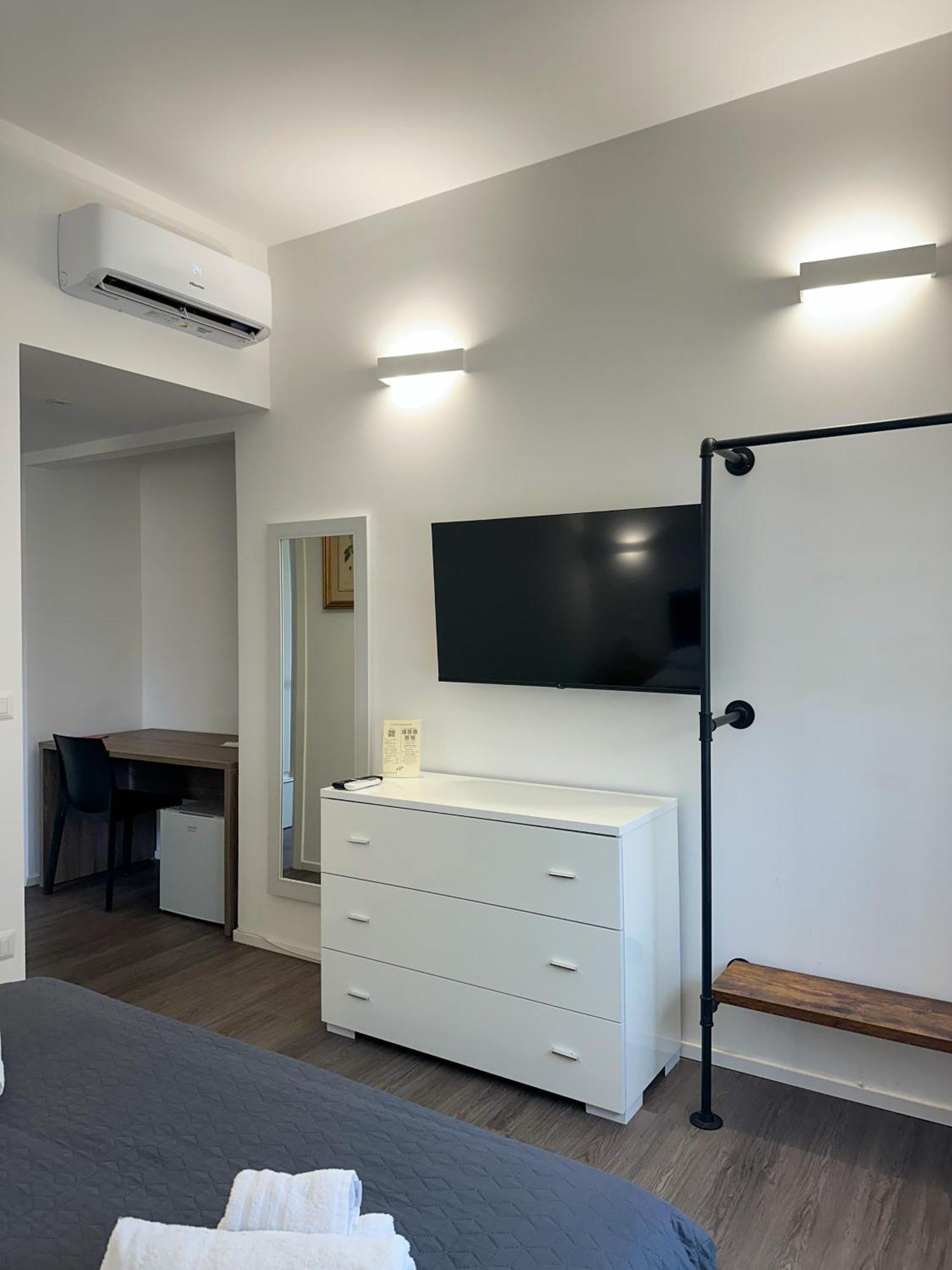Dante 134 Rooms Cagliari Zewnętrze zdjęcie